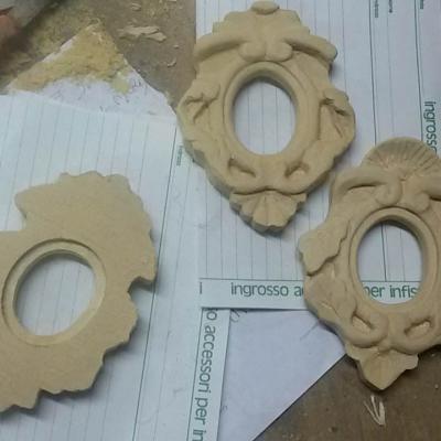 Fasi Preparazione Nuove Cornicine Derubate Busti Abbazzia Capannoli 1